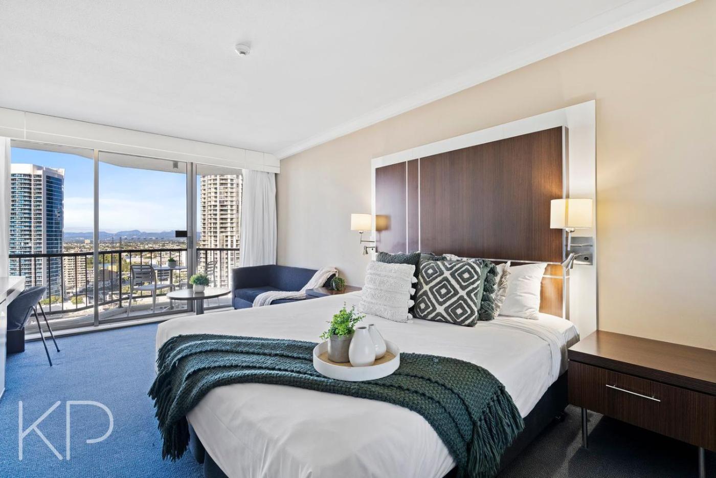 Hotel Apartments On 22 View Avenue, Surfers Paradise ゴールドコースト エクステリア 写真