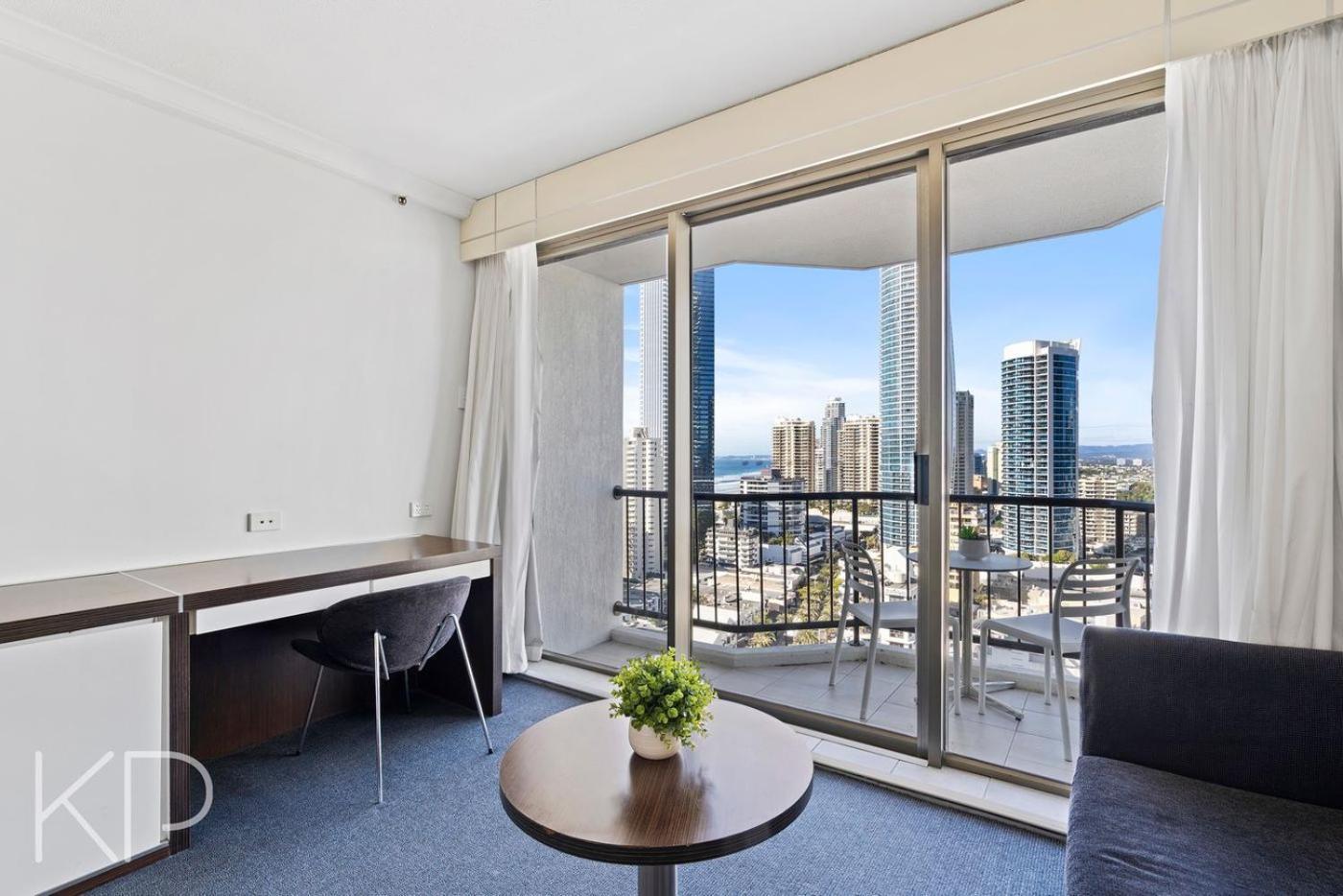 Hotel Apartments On 22 View Avenue, Surfers Paradise ゴールドコースト エクステリア 写真